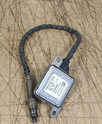 Mercedes-Benz C W205 Lambda probe sensor A0009059603