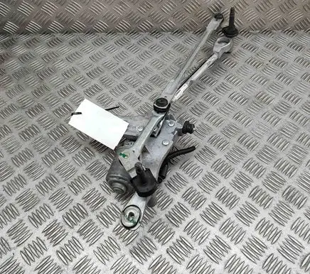 Volvo XC90 Front wiper linkage and motor 2405582690 32378431