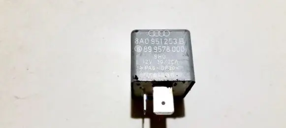 Audi A4 S4 B5 8D Other relay 8a0951253b 899578000