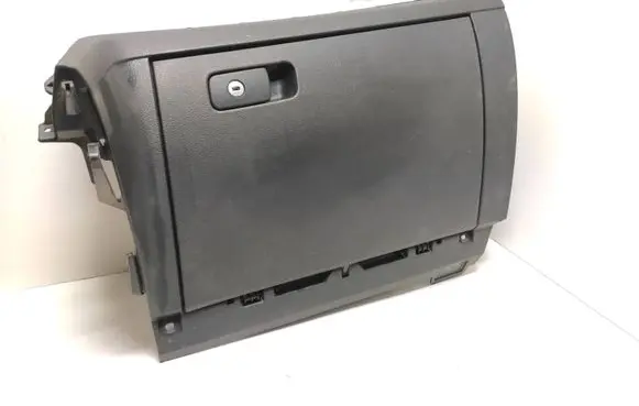 Volkswagen PASSAT B7 USA Glove box 561857097 561857097L