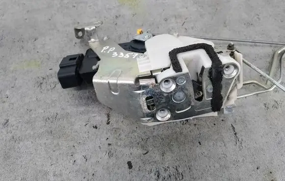 Suzuki Ignis Front door lock B07-SPL-R