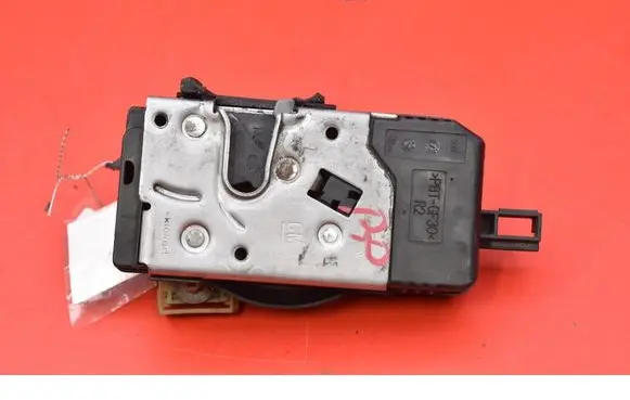 Opel Vectra C Front door lock 13157762GQ