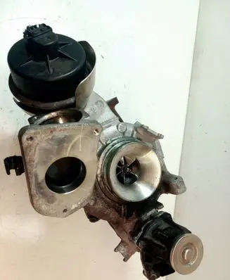 BMW 5 G30 G31 Turbo 8587539