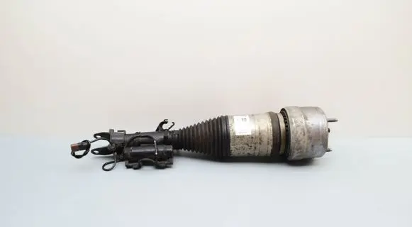 Mercedes-Benz E W213 Front shock absorber/damper A2133202300 A0004211494