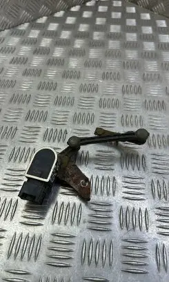 Volvo S60 Rear air suspension level height sensor 8G9N3C492AA