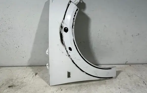 Opel Adam Fender