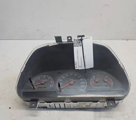 Volvo S40, V40 Speedometer (instrument cluster) 30857569