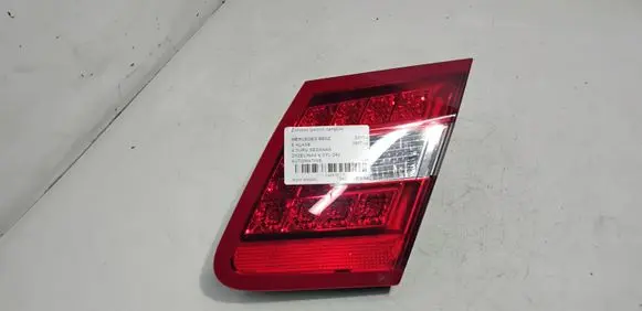 Mercedes-Benz E W212 Tailgate rear/tail lights A2128200864 A046317