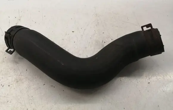Toyota Avensis T270 Engine coolant pipe/hose 165720R040