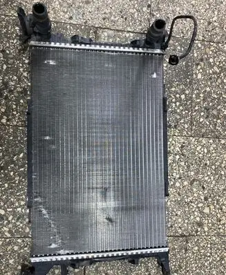Audi A4 S4 B8 8K Coolant radiator