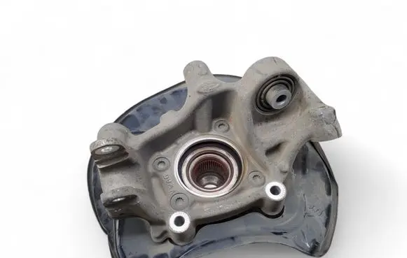 Audi Q7 4M Rear wheel hub 4M0505460C 4M0505432AF