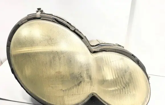 Mercedes-Benz C W203 Headlight/headlamp