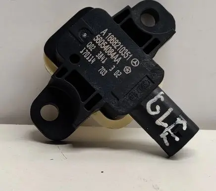 Mercedes-Benz GLE (W166 - C292) Airbag deployment crash/impact sensor A1668210351