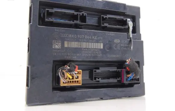 Audi A5 8T 8F Comfort/convenience module 8K0907064KE