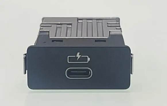 BMW 3 G20 G21 USB socket connector 3820P00 19163010
