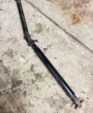 BMW 5 E39 Drive shaft (set) 7503370