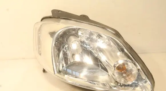 Volkswagen Fox Headlight/headlamp 44111A4RLHD