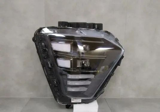 Hyundai Kona II Headlight/headlamp 92102HF100