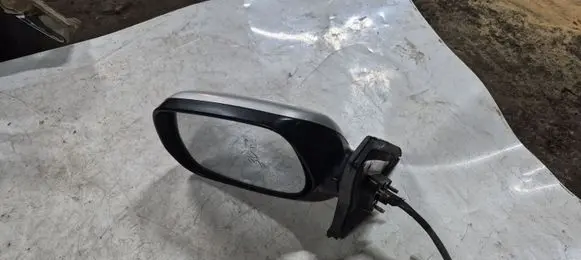 Toyota Corolla Verso E121 Front door electric wing mirror 012153