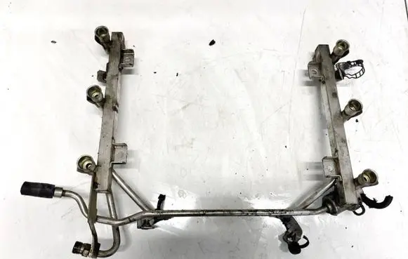 Audi A4 S4 B6 8E 8H Fuel main line pipe