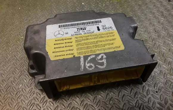 Mercedes-Benz A W169 Airbag control unit/module 1698206626