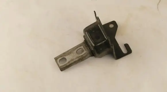 Dacia Sandero Engine mounting bracket 112203434R