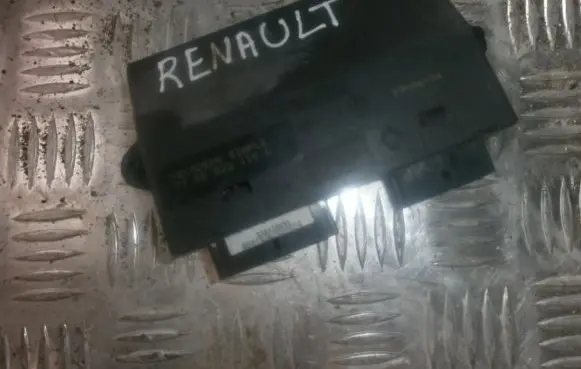 Renault Laguna I Other control units/modules 1621682z1