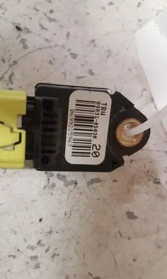 Toyota Avensis T270 Airbag deployment crash/impact sensor 8983105030