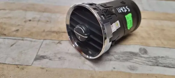 Dash center air vent grill