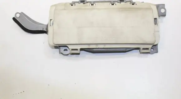 Lexus LS 430 Knee airbag 