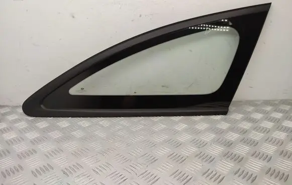 Hyundai i30 Rear side window 43R016733 87820G4200 87820G4300