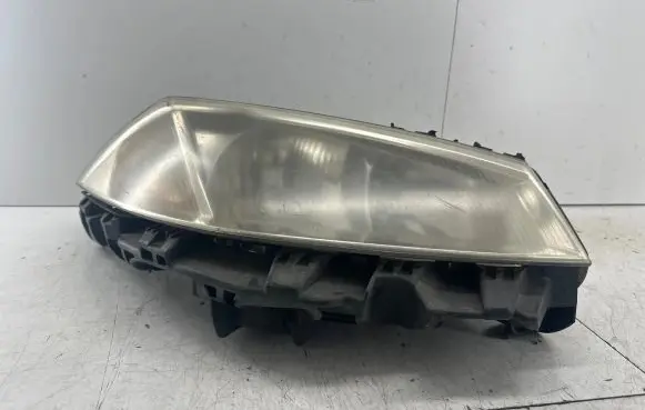Renault Megane II Headlight/headlamp 8200073221J 89307000 53990118
