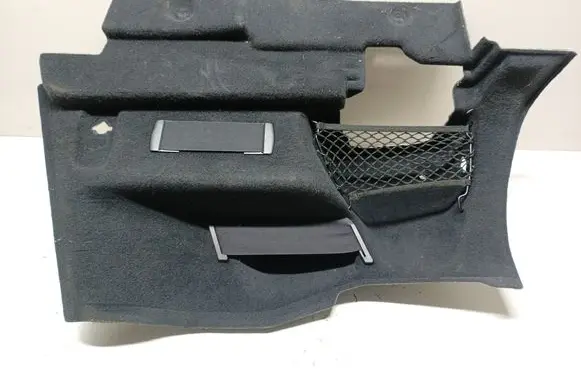 Trunk/boot lower side trim panel