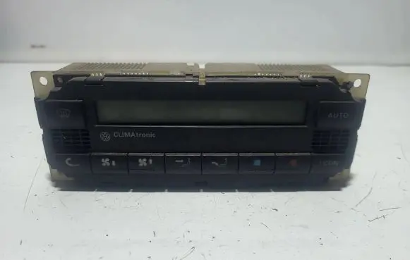 Volkswagen Golf IV Climate control unit 3B1907044B 5HB00761710