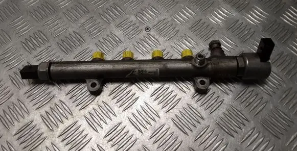 Mercedes-Benz E W212 Fuel main line pipe A6510700495 9307Z522A0 55PP2201