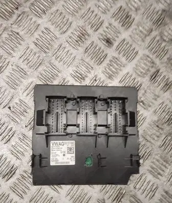 Volkswagen Golf VI Comfort/convenience module 5K0937086C