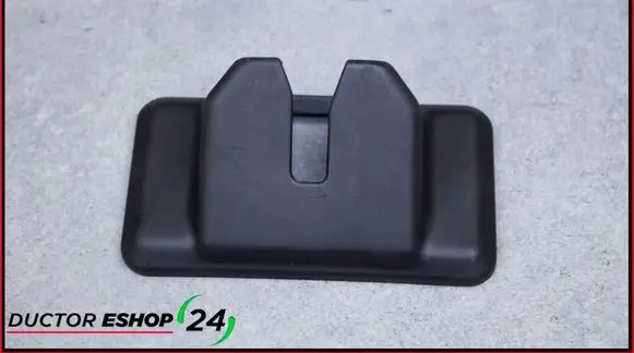 Lexus RX 330 - 350 - 400H Other trunk/boot trim element