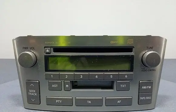 Toyota Avensis Verso Radio/CD/DVD/GPS head unit 86120-05080