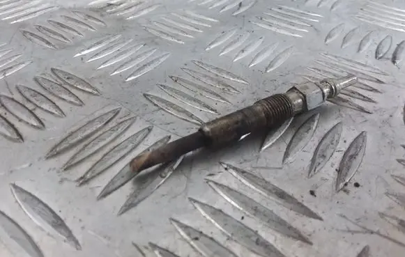 Ford Galaxy Glow plug 0100226227
