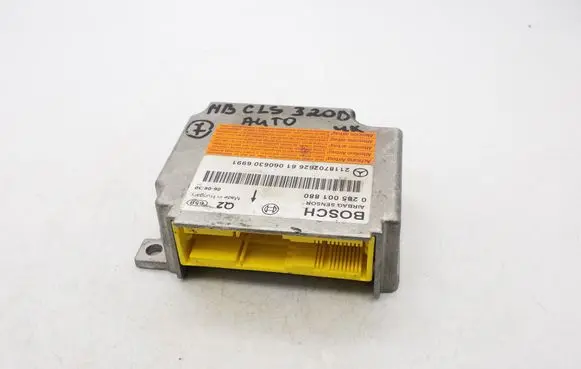 Mercedes-Benz CLS C219 Airbag control unit/module 2118702626 0285001880