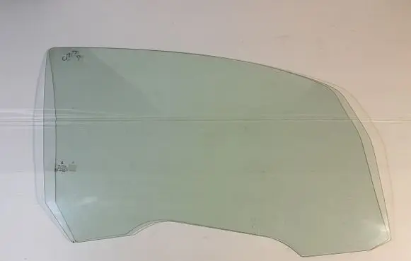 Mitsubishi Colt CZ3 Front door window/glass (coupe) 43R00048