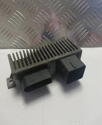 Glow plug pre-heat relay