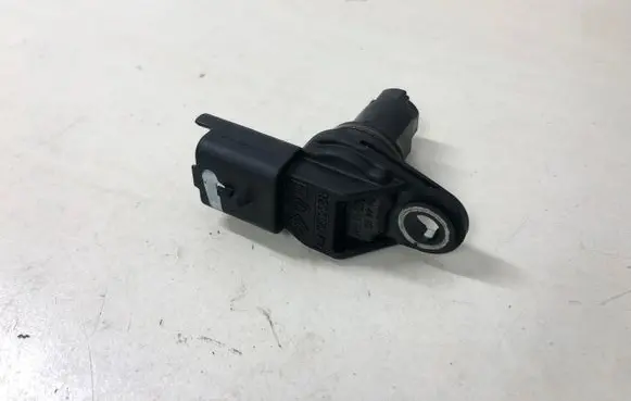 Nissan X-Trail T31 Camshaft position sensor 8200567414