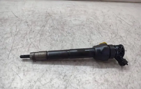 Jaguar XE Fuel injector 0445110654