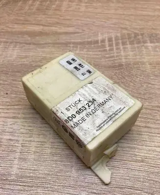 Audi A4 S4 B5 8D Immobilizer control unit/module 8D0953234