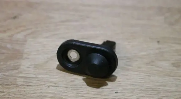 Toyota Avensis T250 Front door sensor 