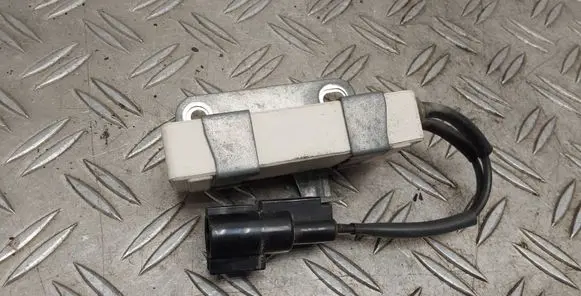 Toyota Yaris Coolant fan relay 2468105731