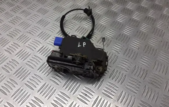 Seat Ibiza III (6L) Front door lock BRAK
