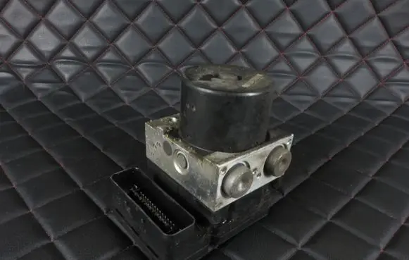 Volkswagen Golf VI ABS Pump 1K0907379AD 10061338991 10096103073