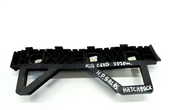 Rear bumper mounting bracket